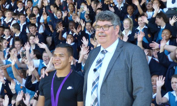 Rugby hero Cheslin Kolbe surprises his alma mater