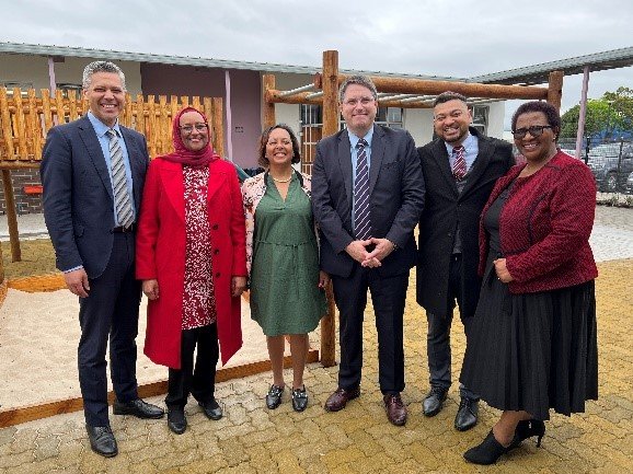 Celebration as new Perivale Primary School buildings are opened3