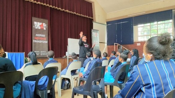 Warrior Rick motivates learners to be their best in matric exams2