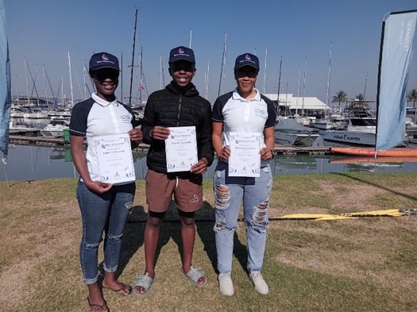 Maritime learners qualify as Day Skippers4