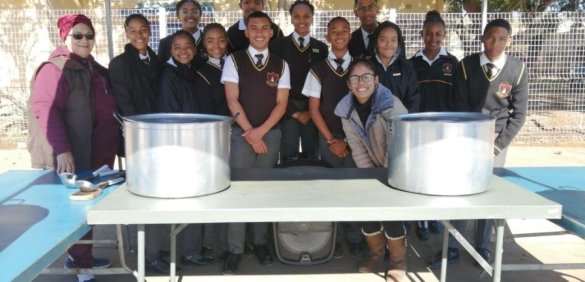 Dysselsdorp Secondary School Soup-for-a-book initiative2
